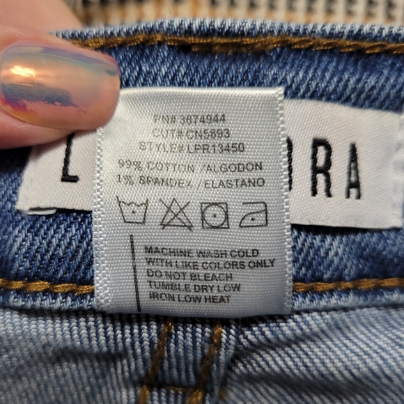 Luna Nora Jeans - Picture 7 of 7